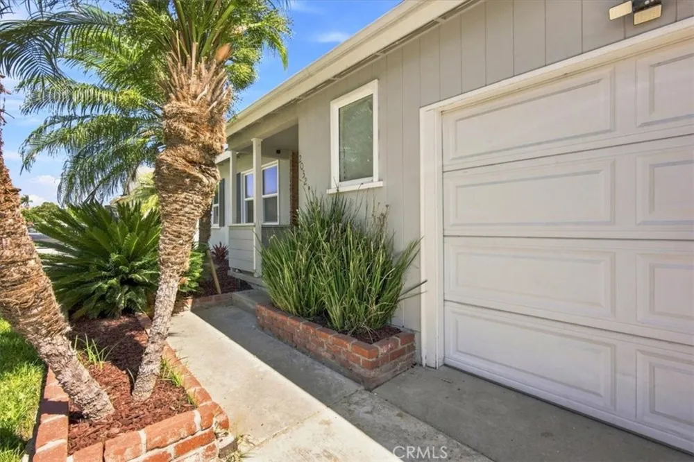 2032 W Porter Fullerton, CA 92833