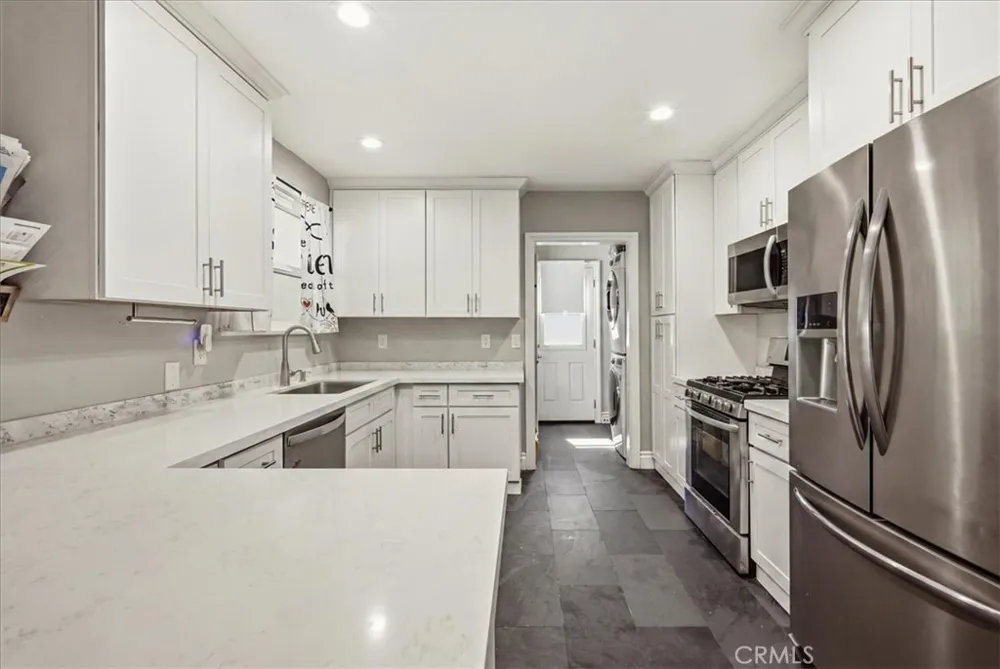 2032 W Porter Fullerton, CA 92833