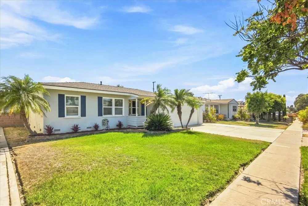 2032 W Porter Fullerton, CA 92833