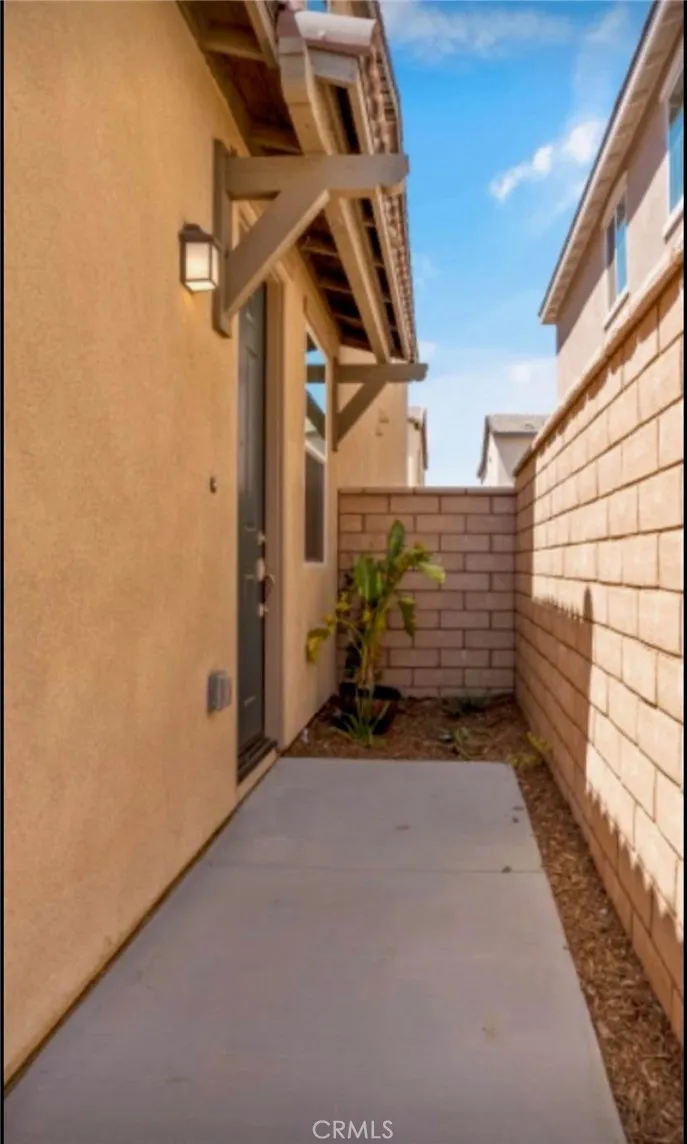 5066 Banjo Hemet, CA 92545