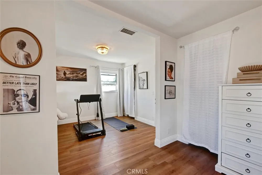 227 Oak Place Brea, CA 92821