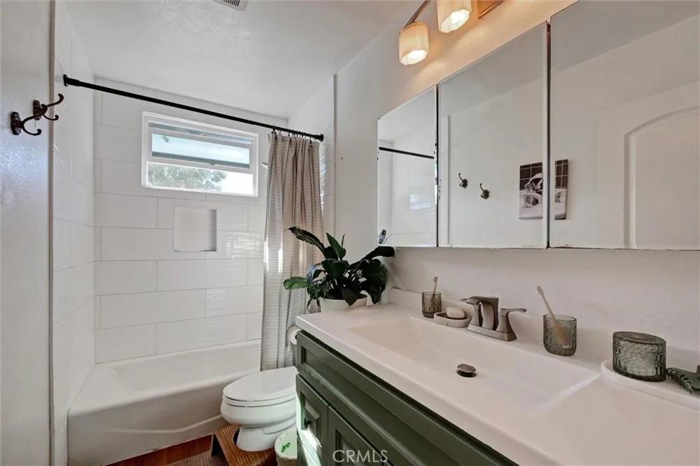 227 Oak Place Brea, CA 92821