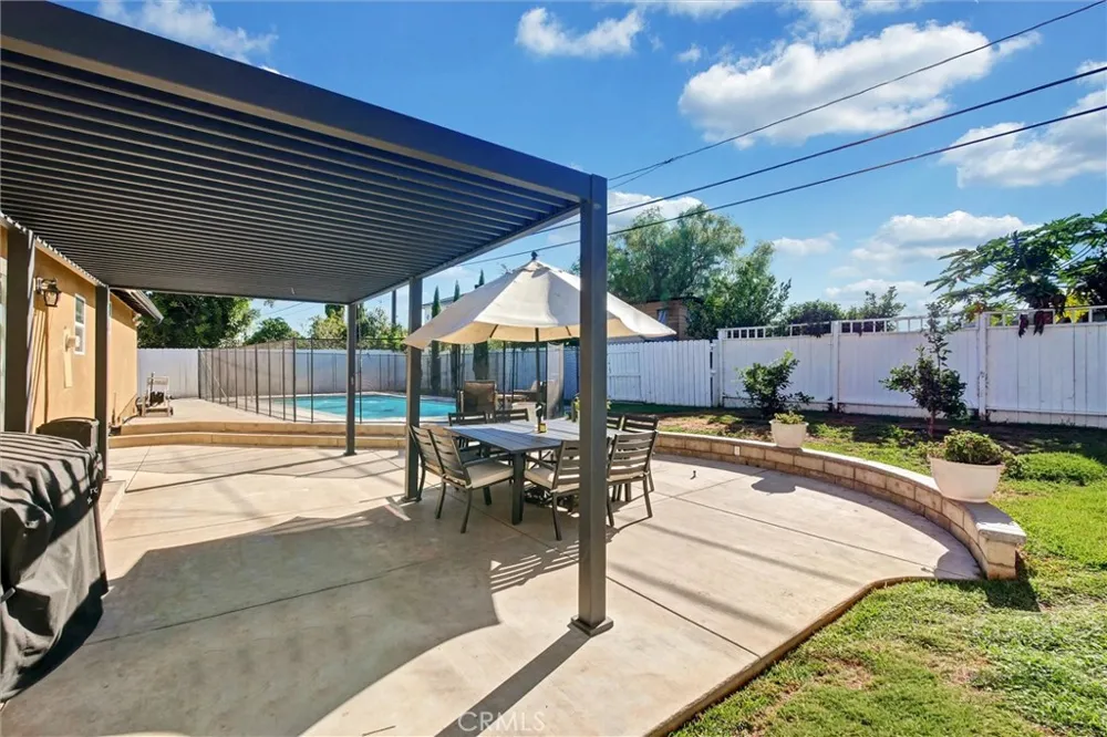 227 Oak Place Brea, CA 92821