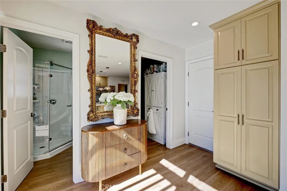 227 Oak Place Brea, CA 92821