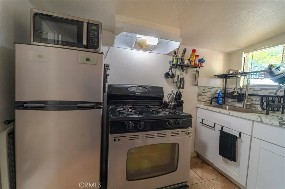 1023 Orange La Puente, CA 91744