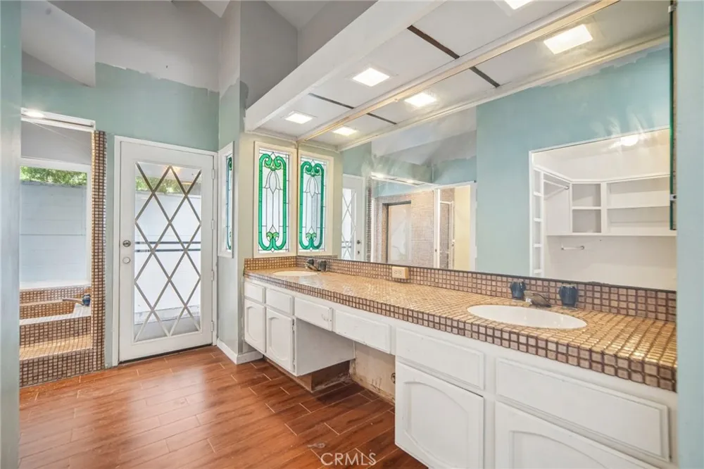 28391 Lakewood Laguna Niguel, CA 92677