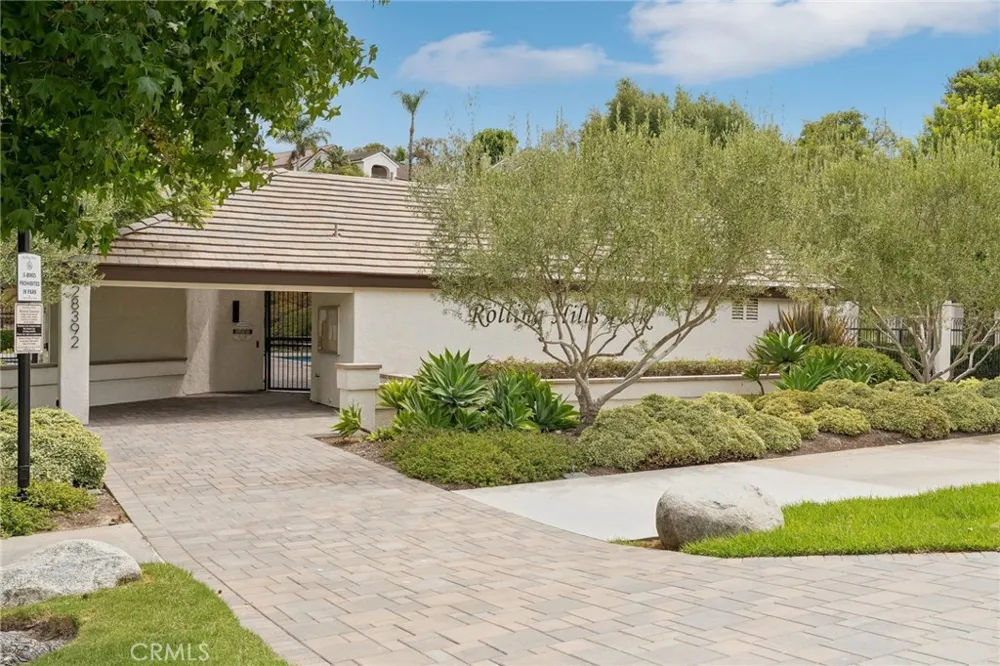 28391 Lakewood Laguna Niguel, CA 92677