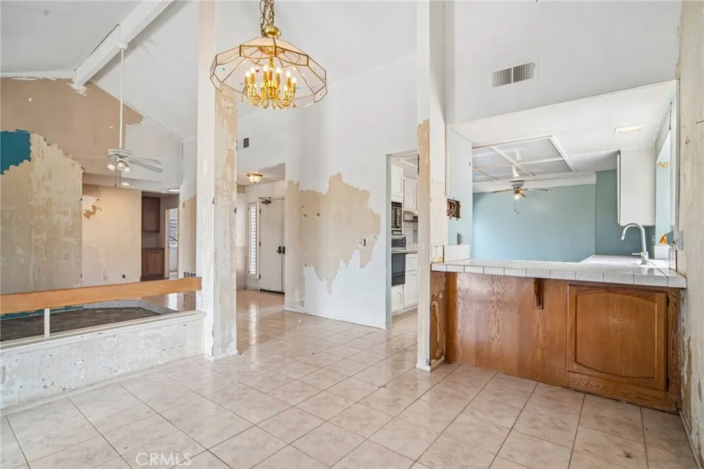 28391 Lakewood Laguna Niguel, CA 92677