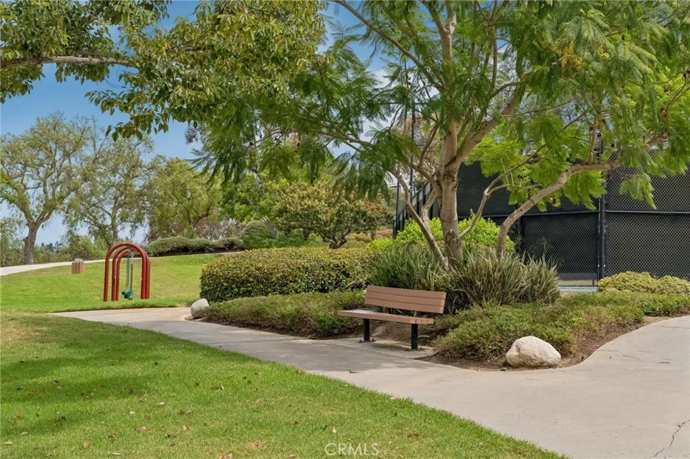 28391 Lakewood Laguna Niguel, CA 92677