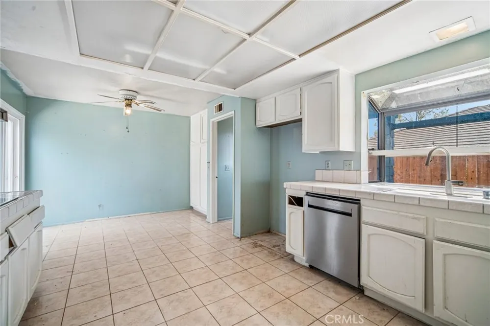 28391 Lakewood Laguna Niguel, CA 92677