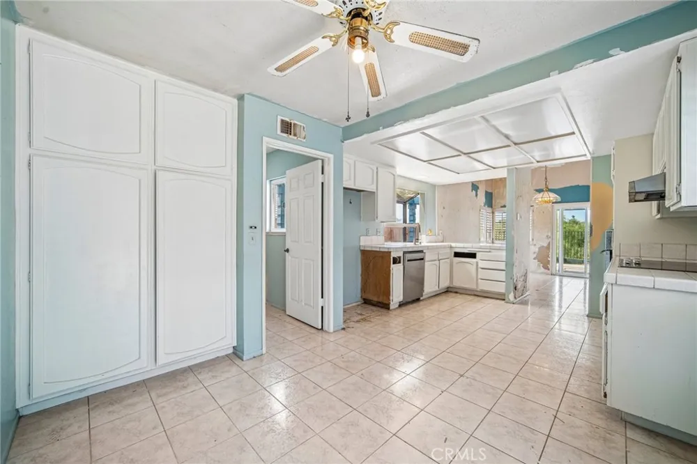 28391 Lakewood Laguna Niguel, CA 92677