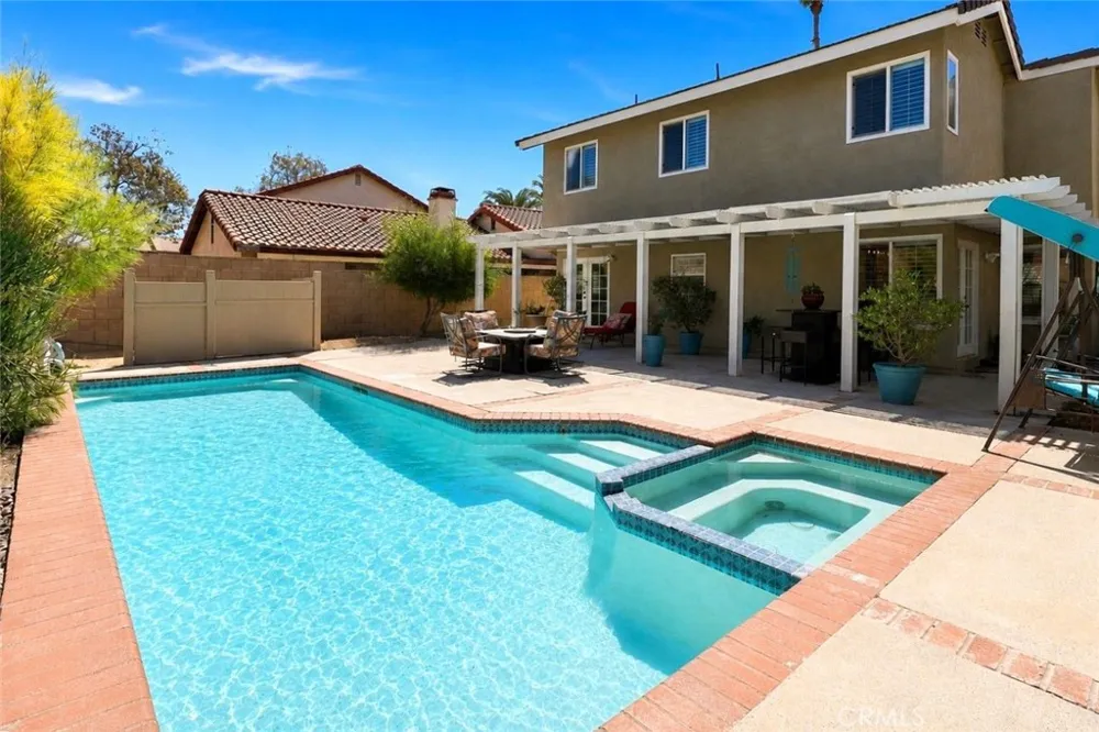 16970 Lurelane Street Fontana, CA 92336
