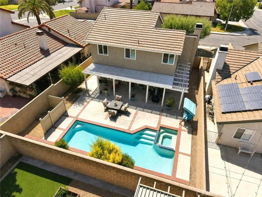 16970 Lurelane Street Fontana, CA 92336