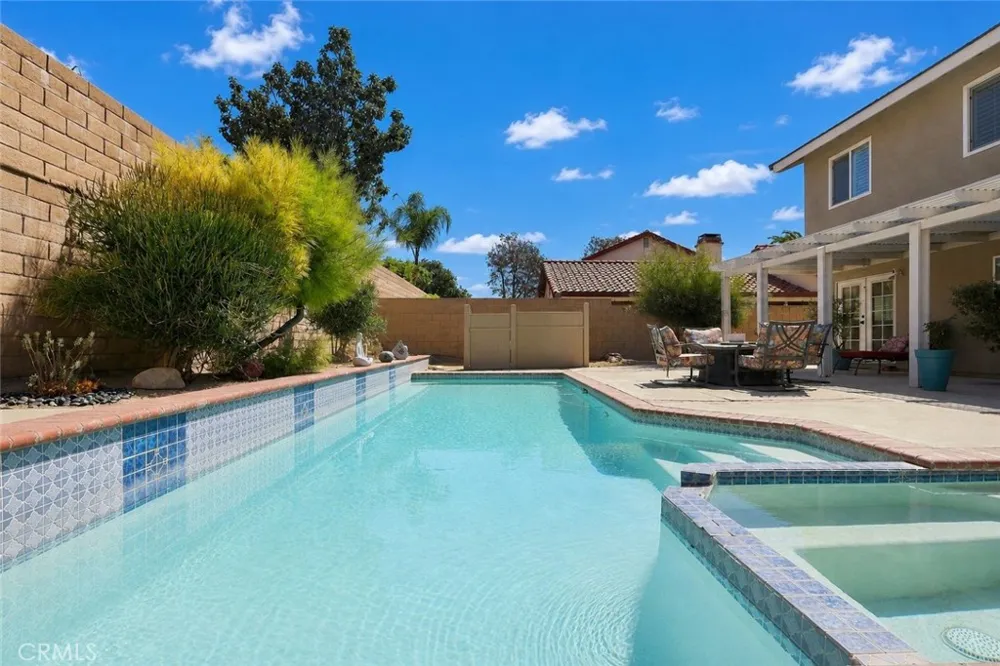 16970 Lurelane Street Fontana, CA 92336