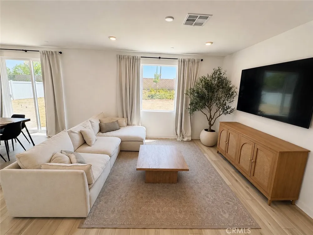 26671 Evergreen Crest Circle Menifee, CA 92584