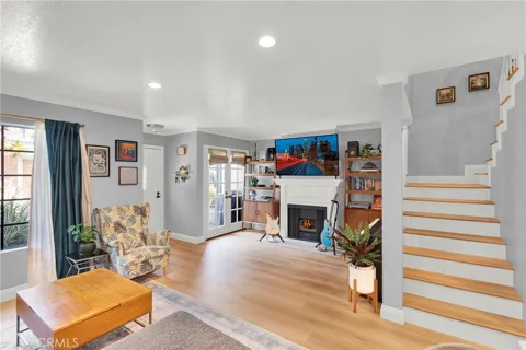 5737 Monte Vista