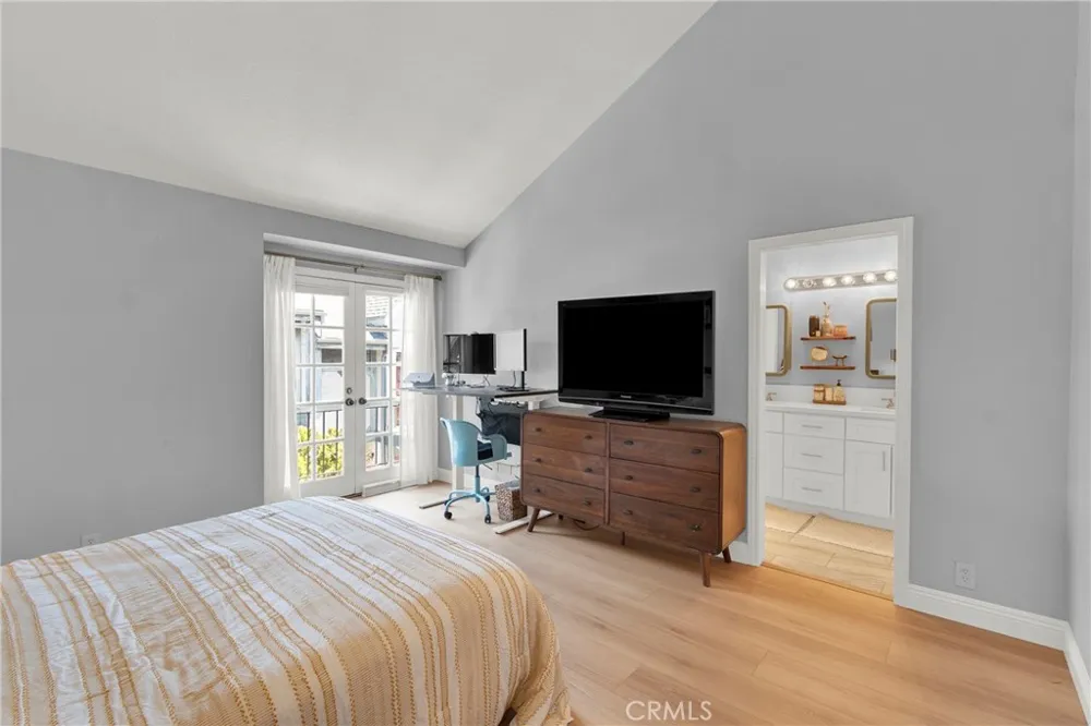 5737 Monte Vista Los Angeles, CA 90042
