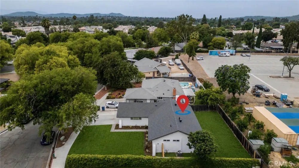4865 Emerson Street Riverside, CA 92504