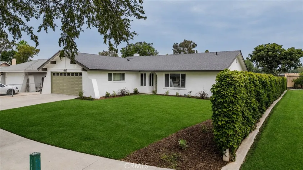 4865 Emerson Street Riverside, CA 92504