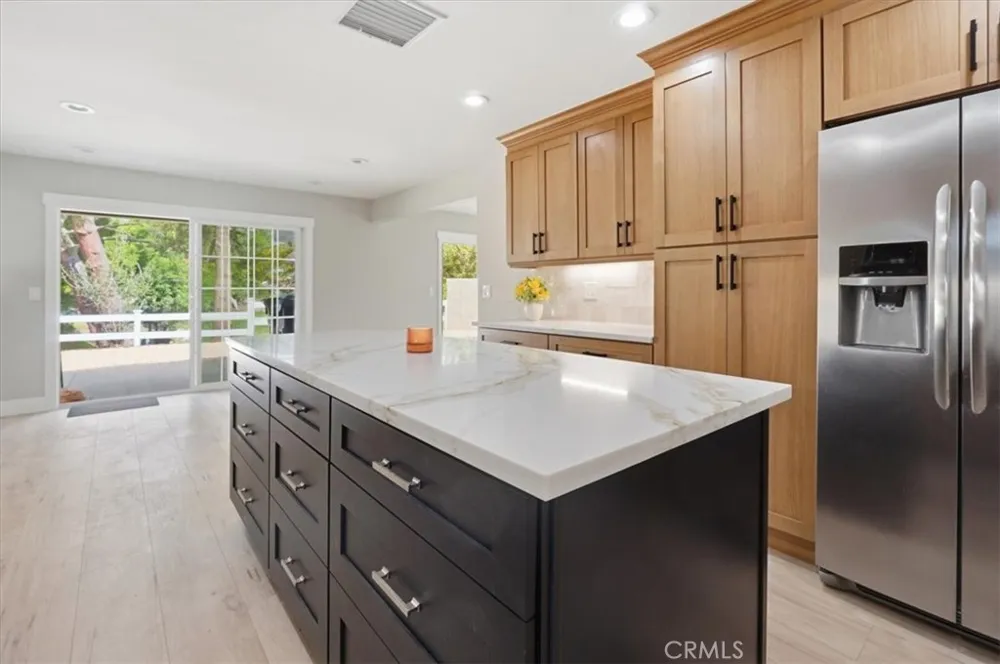 7831 Live Oak Jurupa Valley, CA 92509