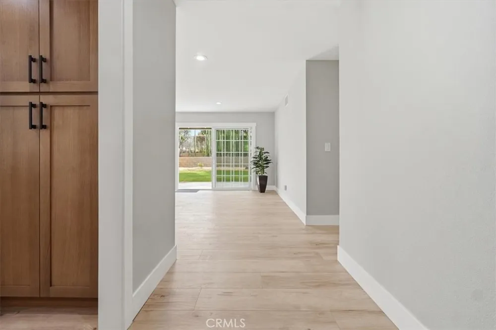 7831 Live Oak Jurupa Valley, CA 92509
