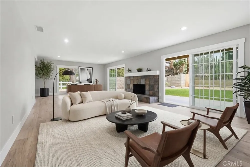 7831 Live Oak Jurupa Valley, CA 92509