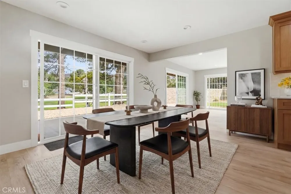 7831 Live Oak Jurupa Valley, CA 92509
