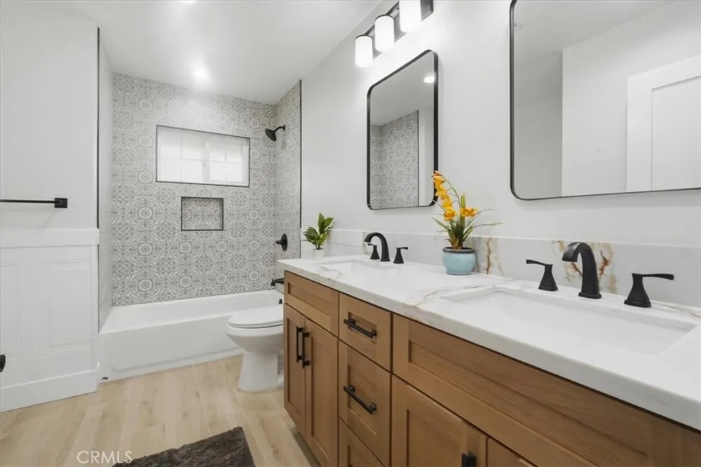 7831 Live Oak Jurupa Valley, CA 92509