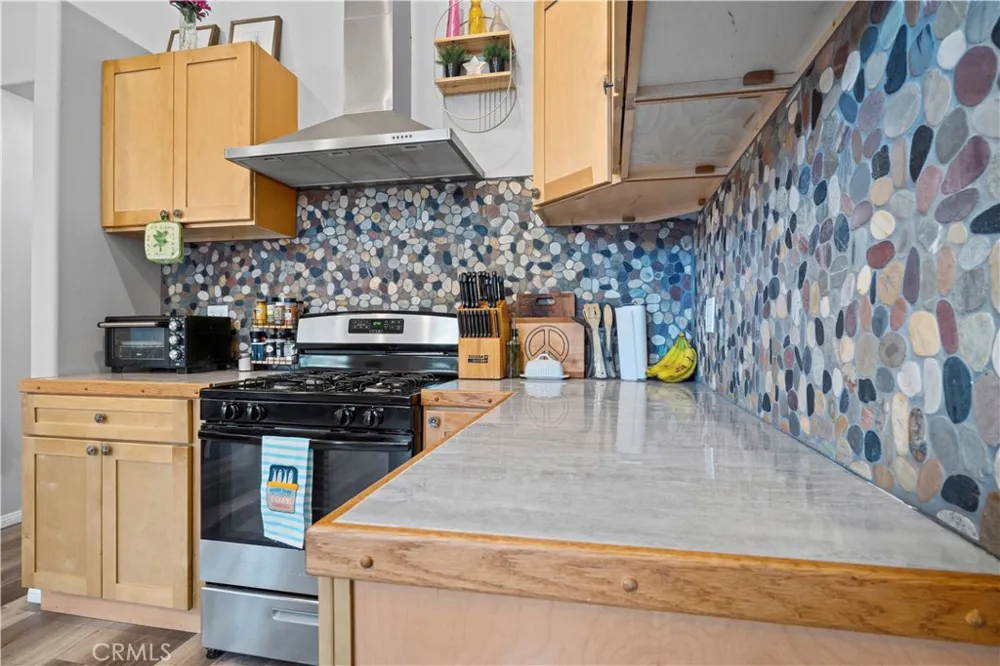 969 Hemlock Big Bear City, CA 92314