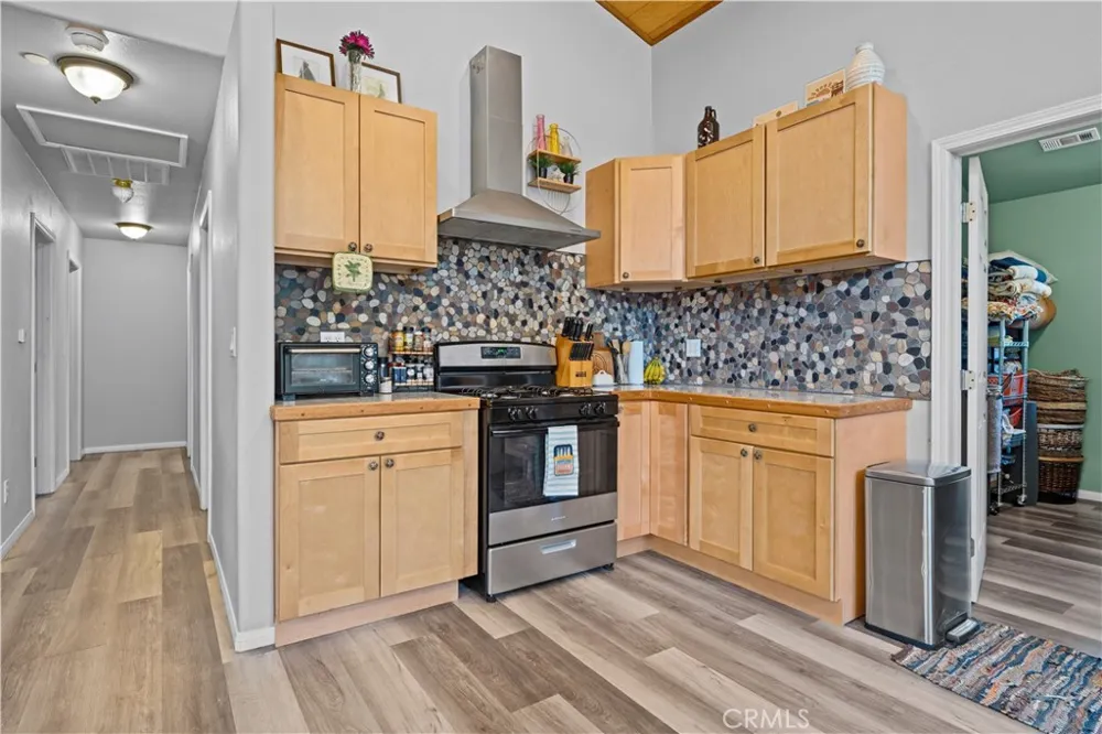 969 Hemlock Big Bear City, CA 92314