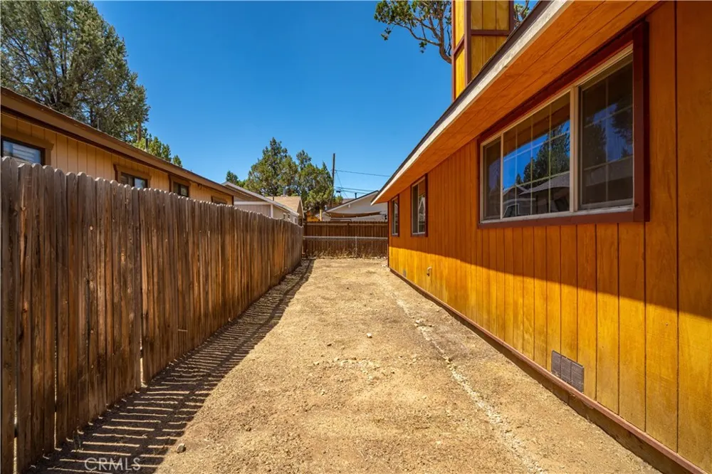 969 Hemlock Big Bear City, CA 92314