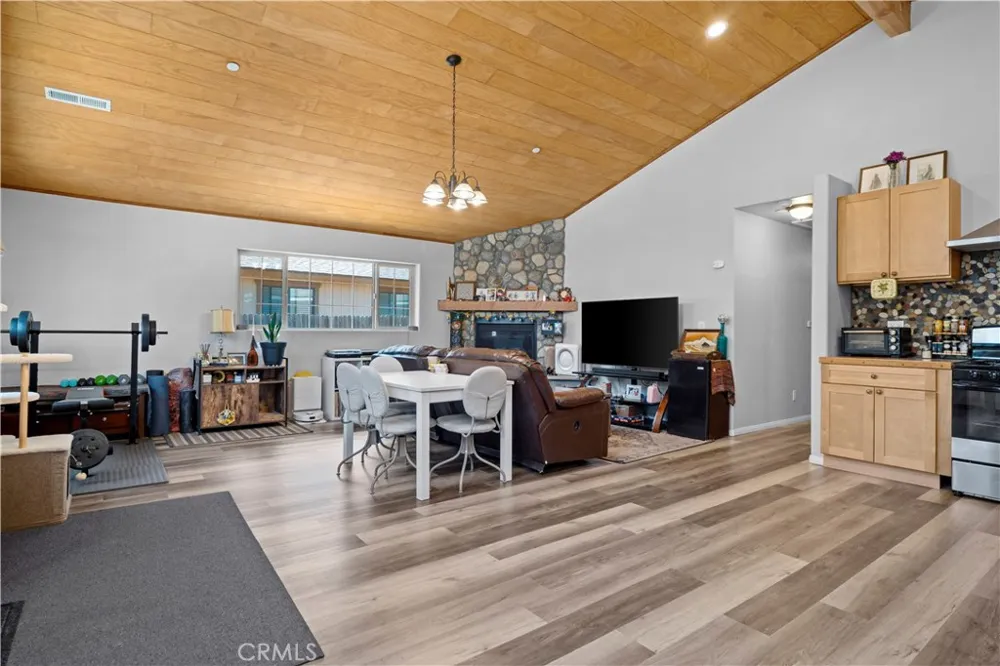 969 Hemlock Big Bear City, CA 92314
