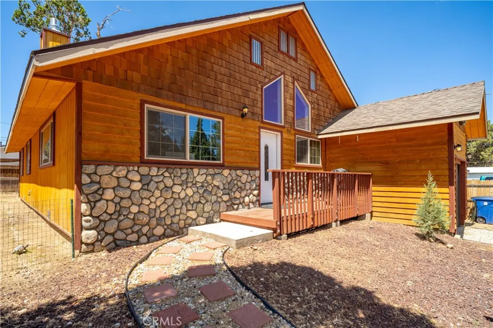 969 Hemlock Big Bear City, CA 92314