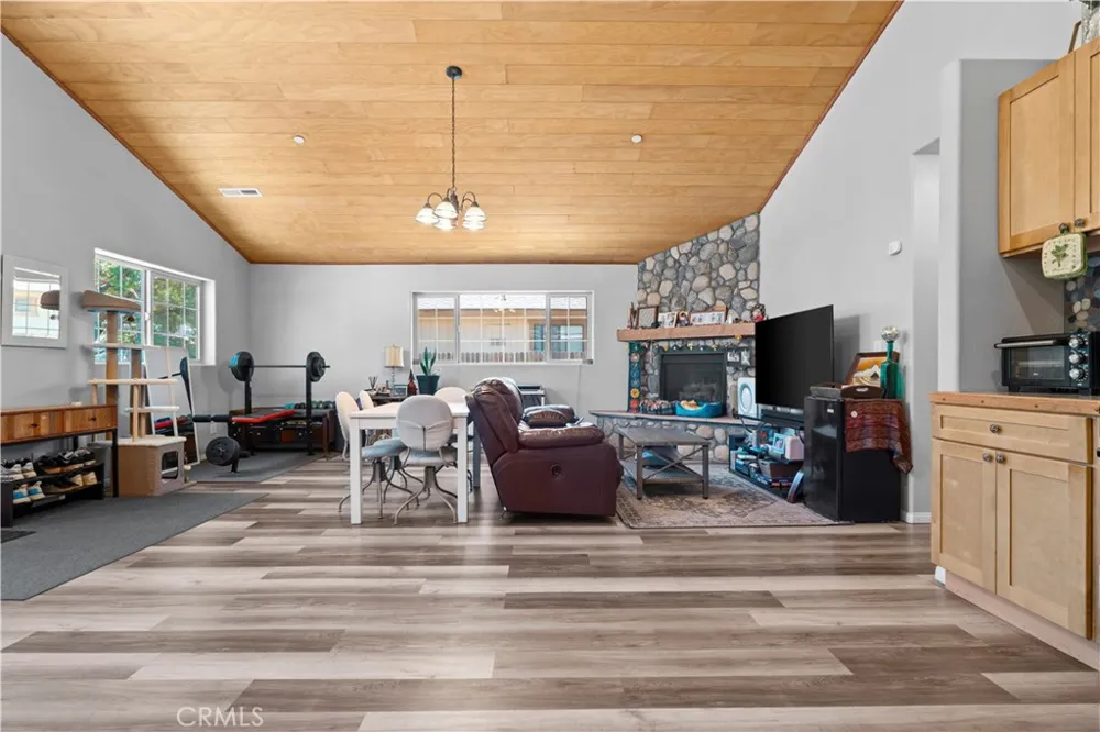 969 Hemlock Big Bear City, CA 92314