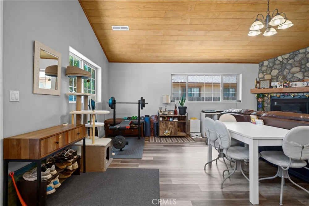 969 Hemlock Big Bear City, CA 92314