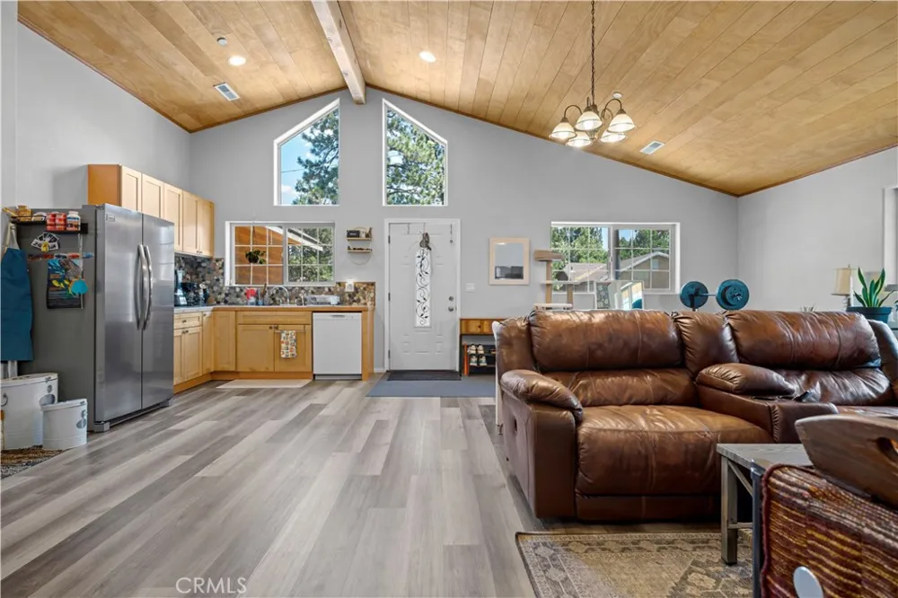 969 Hemlock Big Bear City, CA 92314