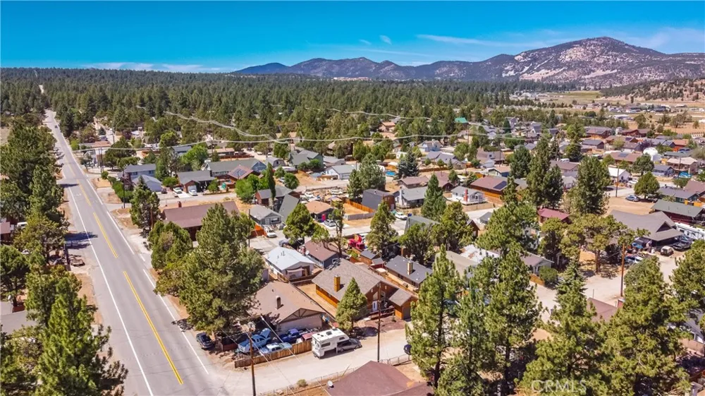 969 Hemlock Big Bear City, CA 92314