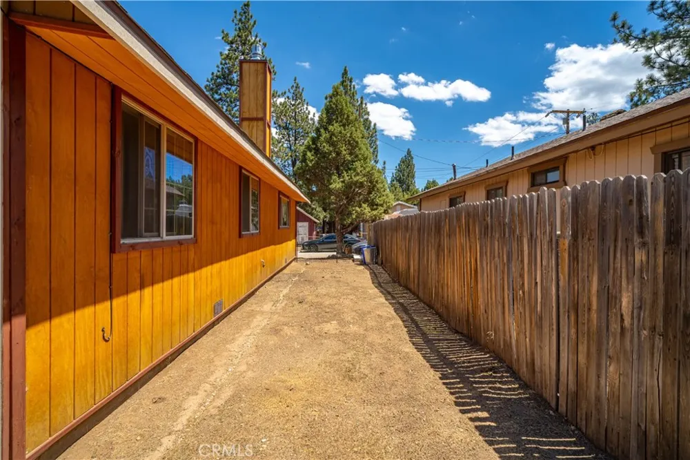 969 Hemlock Big Bear City, CA 92314