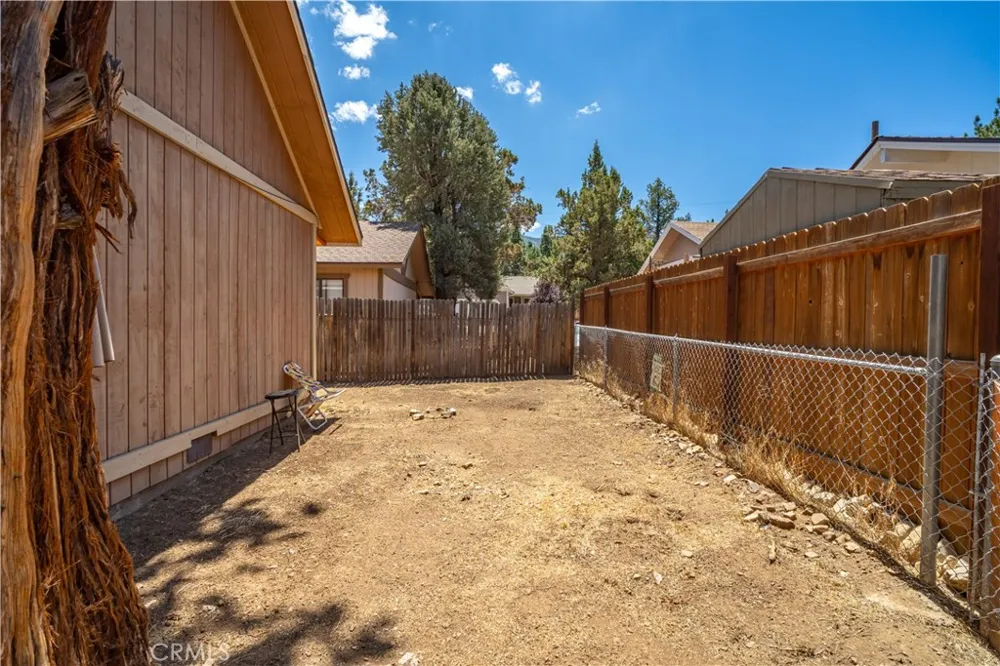 969 Hemlock Big Bear City, CA 92314