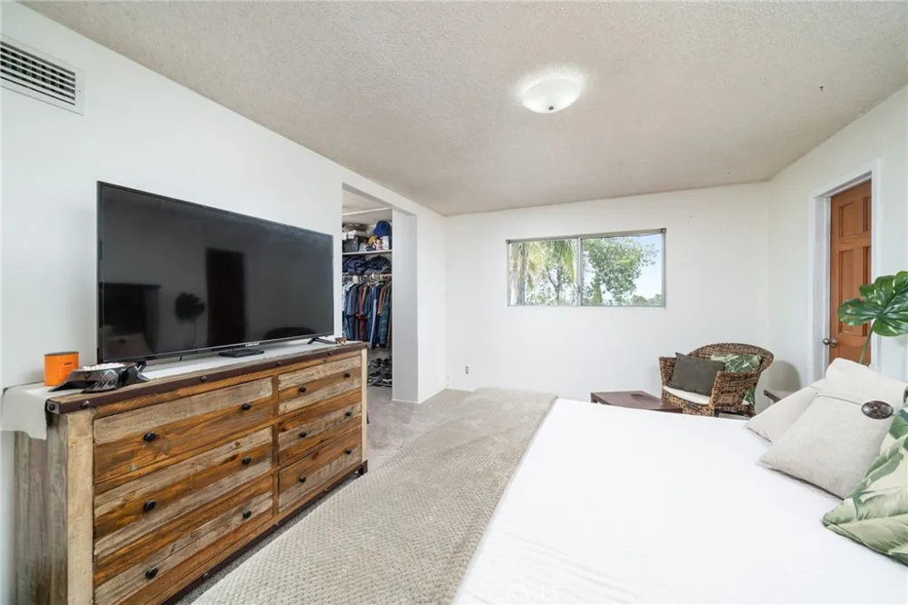 14545 Eadbrook Hacienda Heights, CA 91745