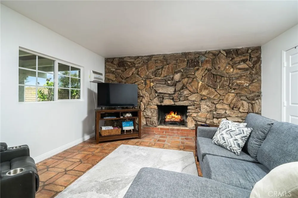 14545 Eadbrook Hacienda Heights, CA 91745