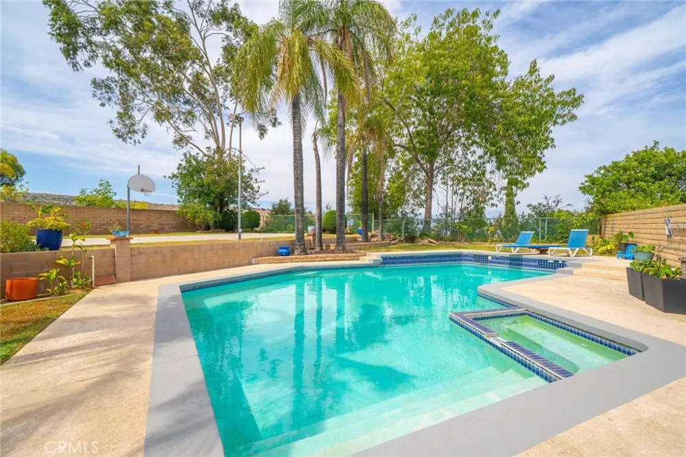 14545 Eadbrook Hacienda Heights, CA 91745