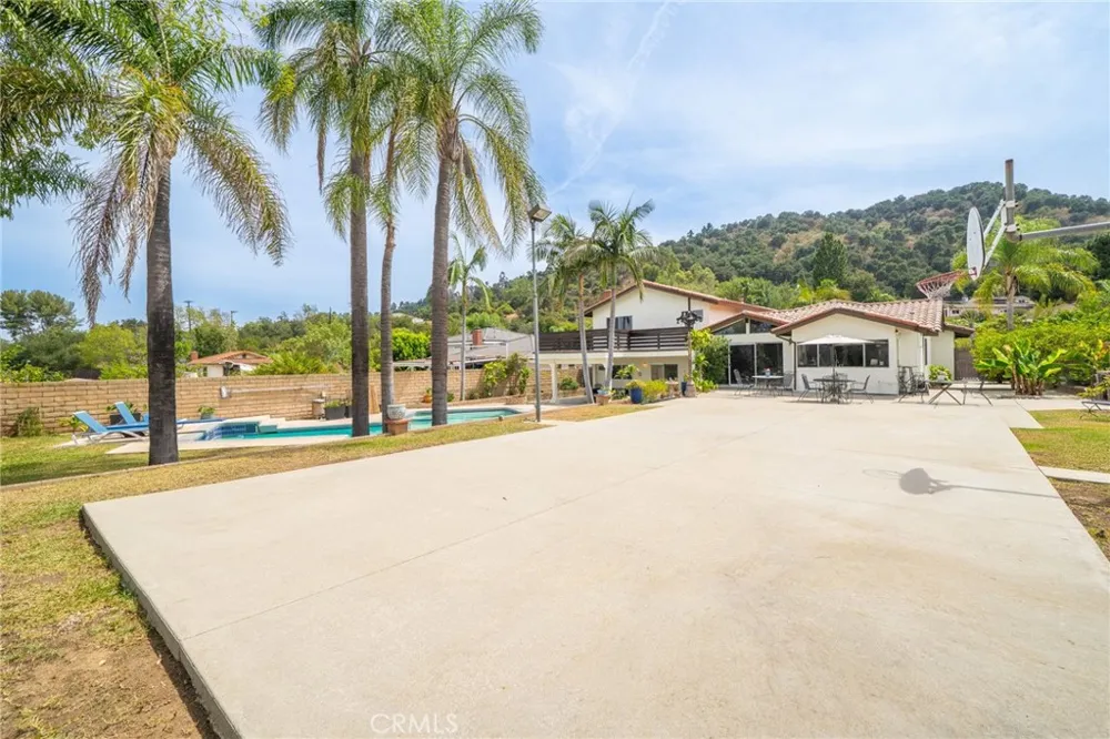 14545 Eadbrook Hacienda Heights, CA 91745
