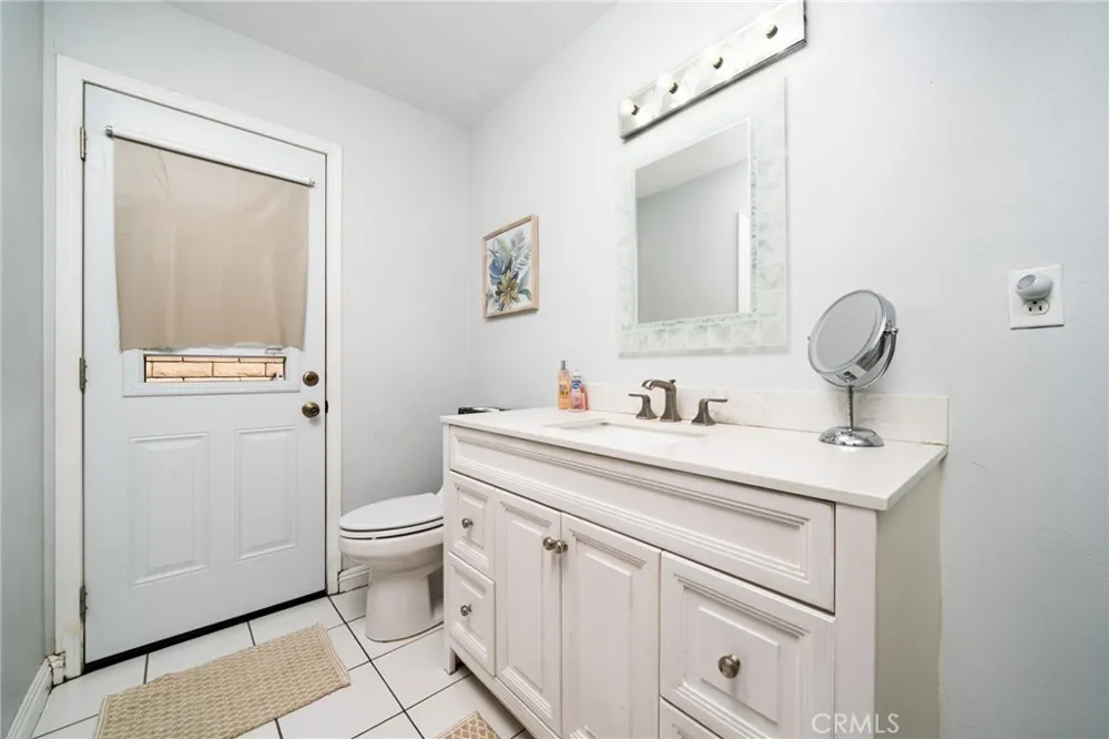 14545 Eadbrook Hacienda Heights, CA 91745