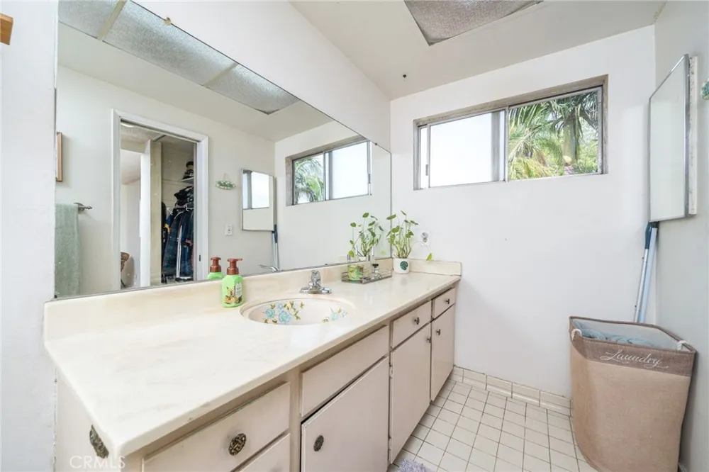 14545 Eadbrook Hacienda Heights, CA 91745