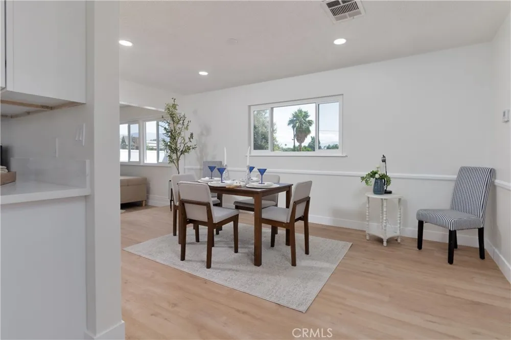 310 E Mariposa Rialto, CA 92376