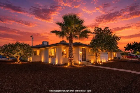 310 E Mariposa