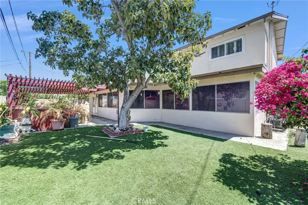 9719 Pauline Drive Cypress, CA 90630