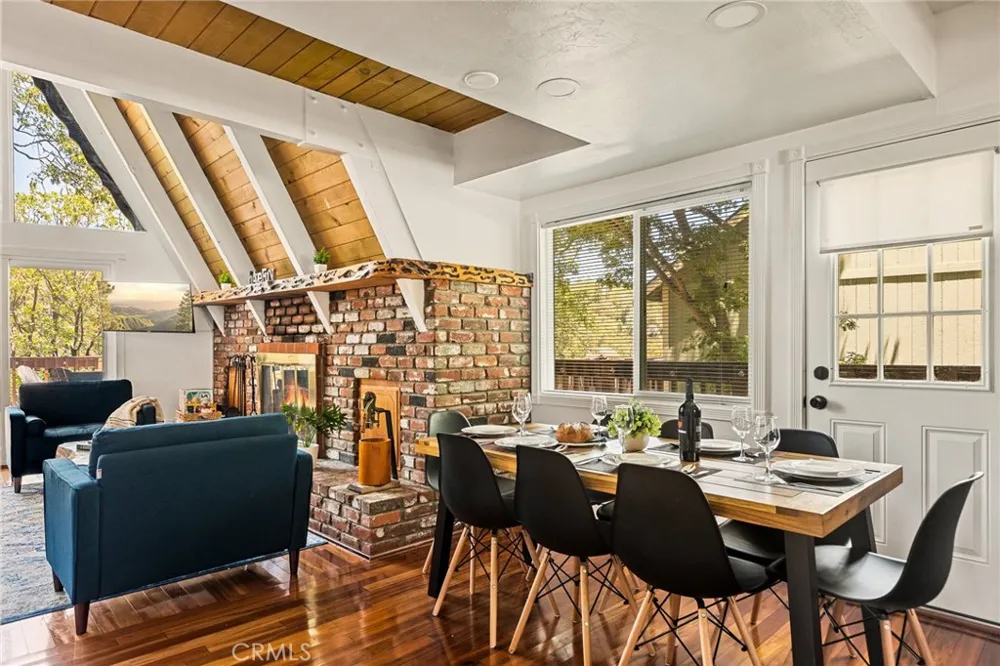 1296 Calgary Drive Lake Arrowhead, CA 92352