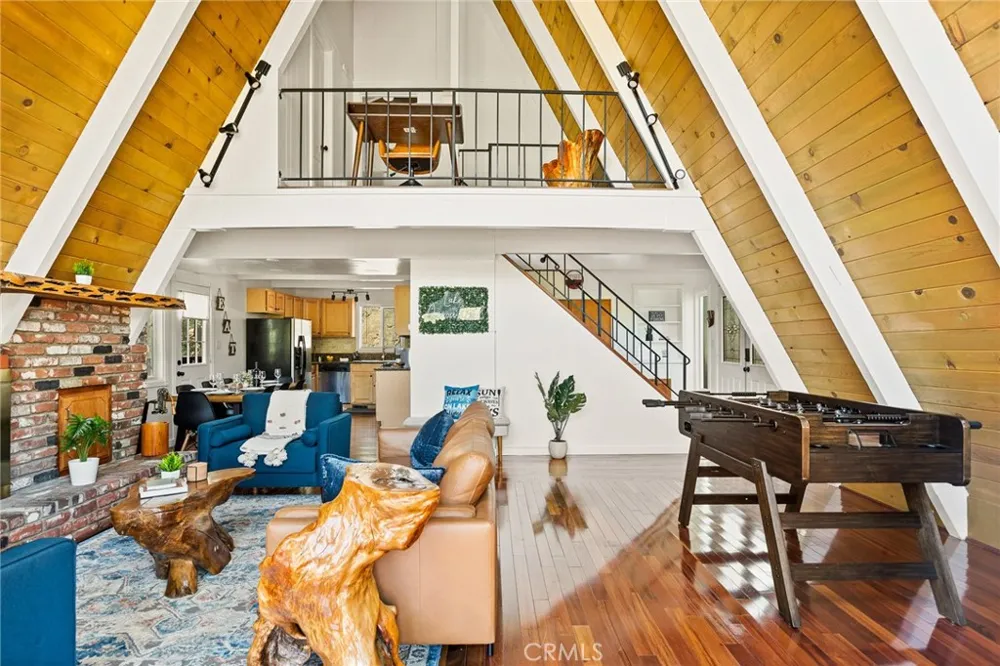 1296 Calgary Drive Lake Arrowhead, CA 92352
